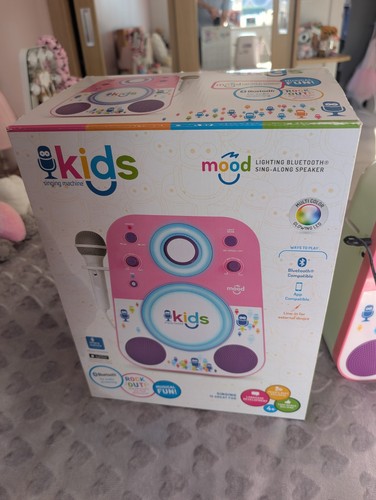 Kids karaoke machine - karaoke,